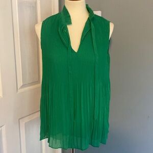 NWT Max Studio Sleeveless Kelly Green Blouse Medium